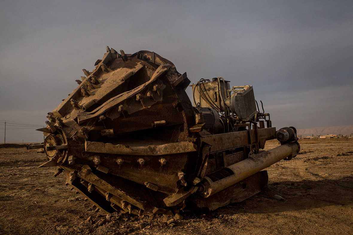 Isis tunnels Mosul Isis tunnels Mosul